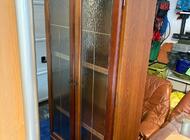 Grajewo ogłoszenia: Komplet mebli drewnianych. Witryna, komoda, szafka, ława - zdjęcie