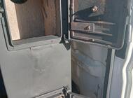 Grajewo ogłoszenia: Sprzedam kominek metalowy, drzwiczki żeliwne. Wyłożony w środku... - zdjęcie