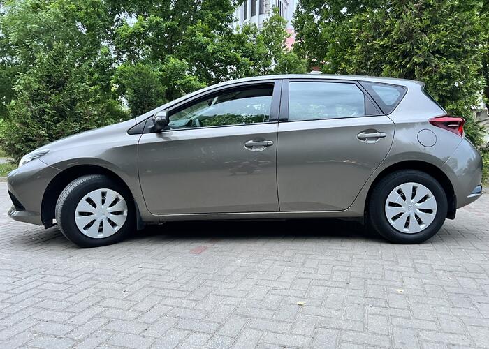 Grajewo ogłoszenia: Sprzedam zadbaną Toyotę Auris 1.6 132kM z 2018r. z polskiego salonu.
