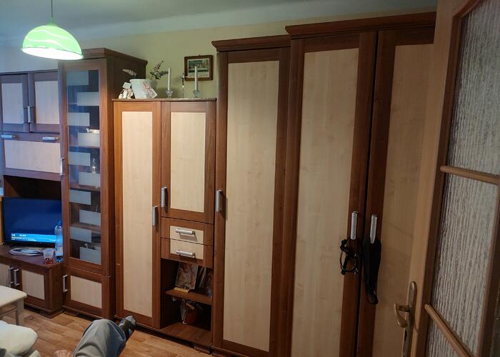 Grajewo ogłoszenia: Oddam segment pięcioczęściowy długość 3,90m.