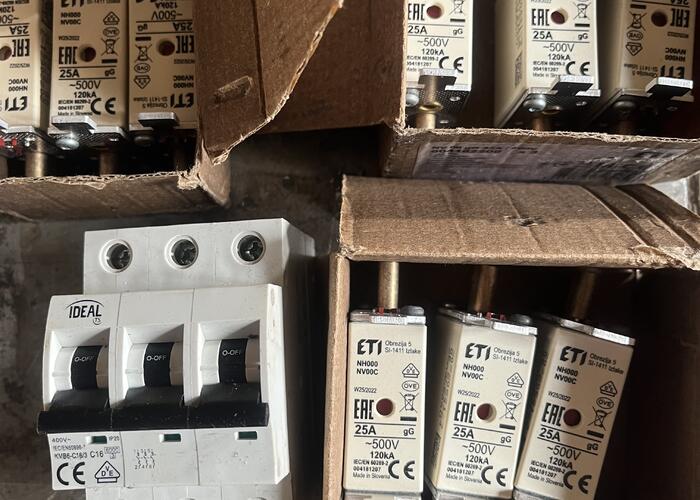 Grajewo ogłoszenia: Bezpieczniki nowe cena do ustalenia